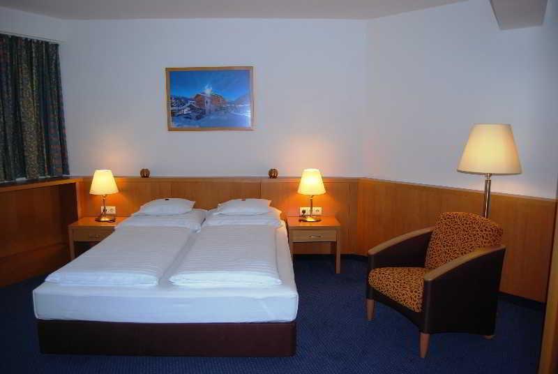 Hotel Hotel&palais Strudlhof 4*
